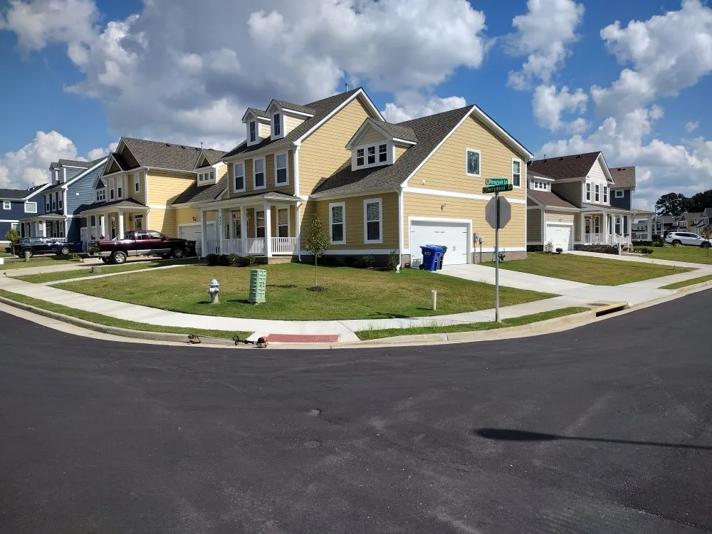 Top-rated yard maintenance in Hampton, VA - The Real Deal Quality Services