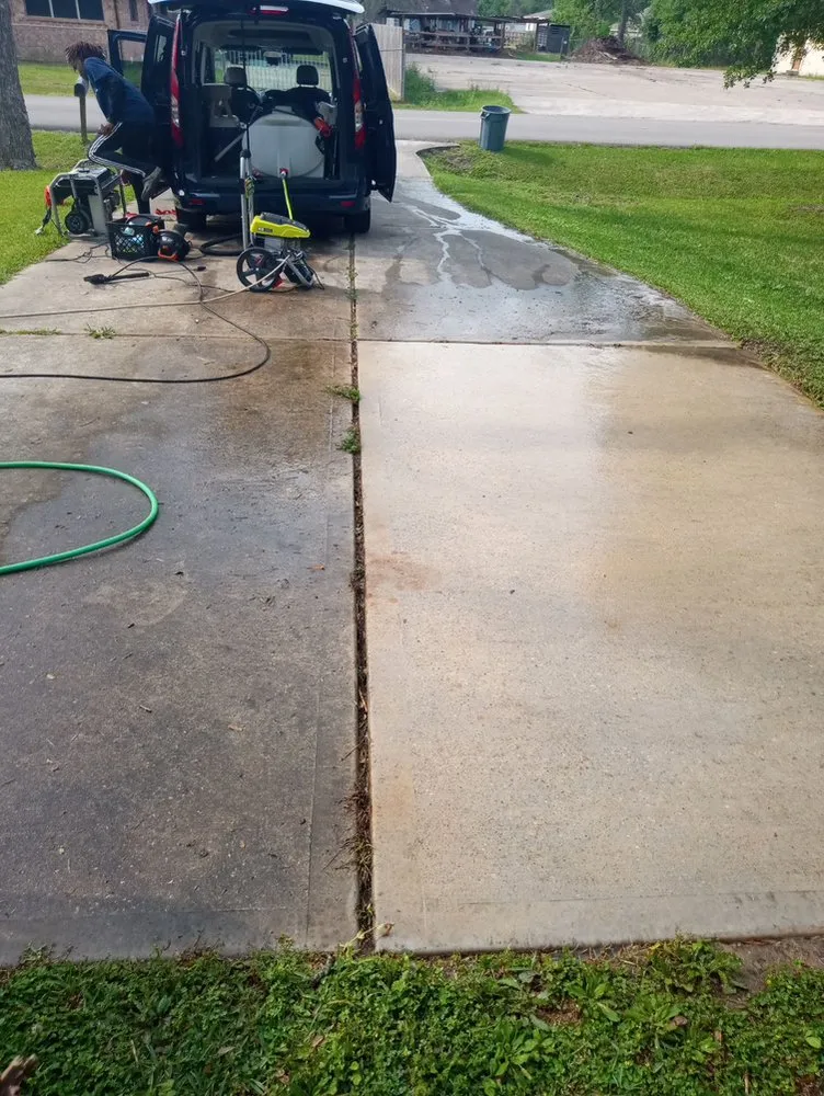 Reliable landscape design in Pasadena, TX by The Real Handyman Services