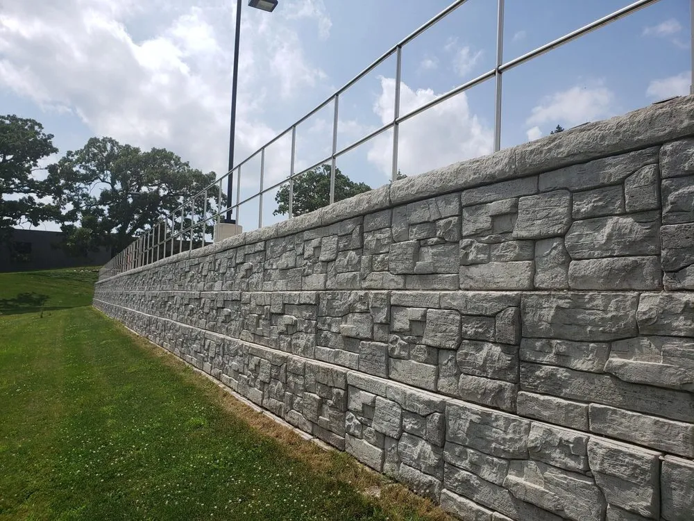 Custom garden landscaping in Burlington, WI - The Reesman Company