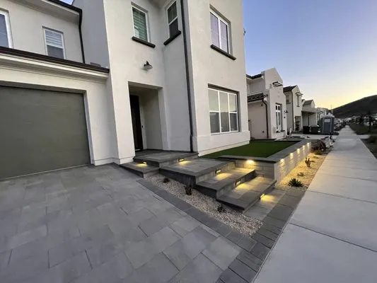 The Repair Guys Company Logo