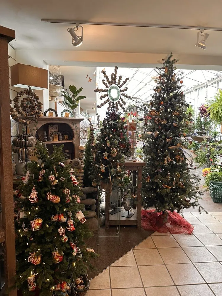 Professional lawn care service near you across North Wales, PA - The Rhoads Garden