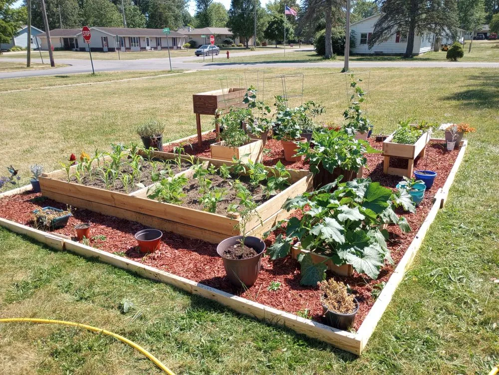 Local landscape design experts serving Hicksville, OH - The Right Guys Handyman Services