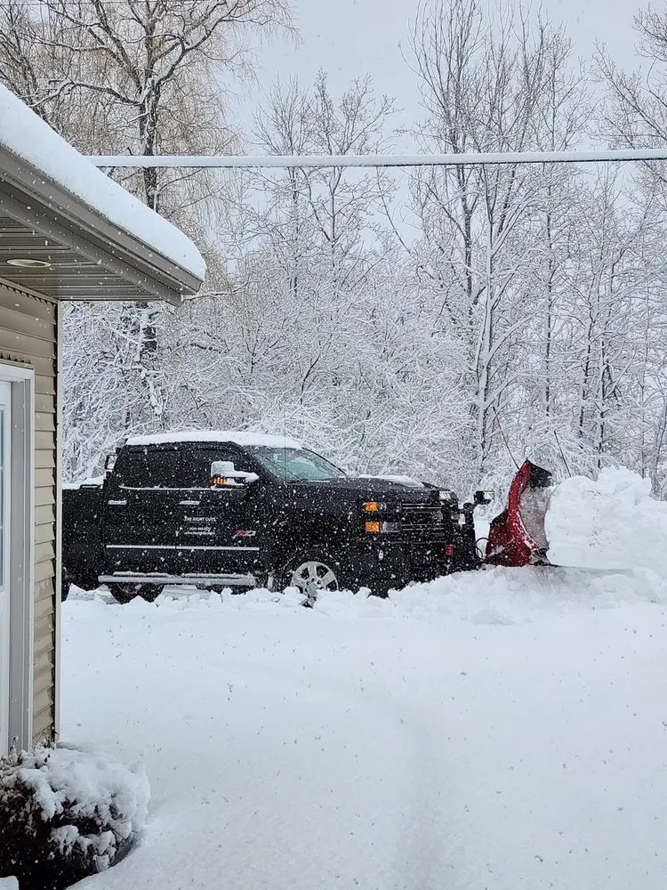 Top-rated lawn care service for residential properties in Sheboygan, WI by The Right Guys Lawn and Snow