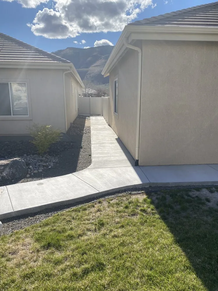 Expert landscape design experts serving Sparks, NV - The Right GuyZ