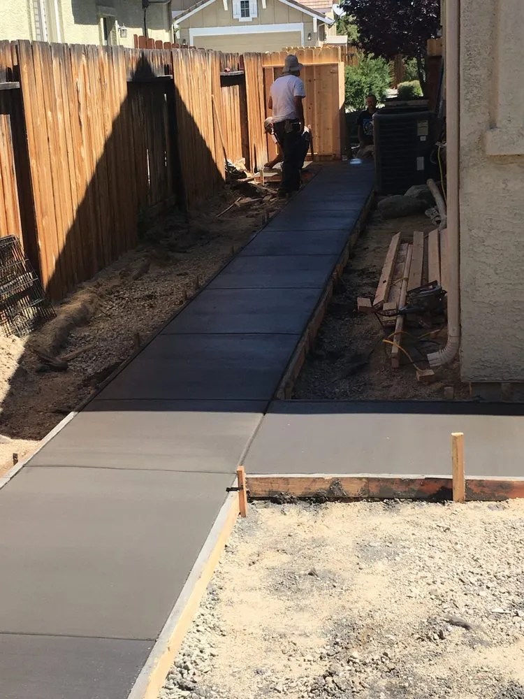 Reliable garden landscaping experts serving Sparks, NV - The Right GuyZ