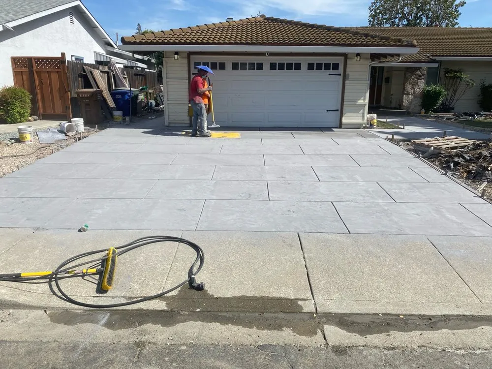 Reliable yard cleanup service for beautiful yards in Sparks, NV by The Right GuyZ