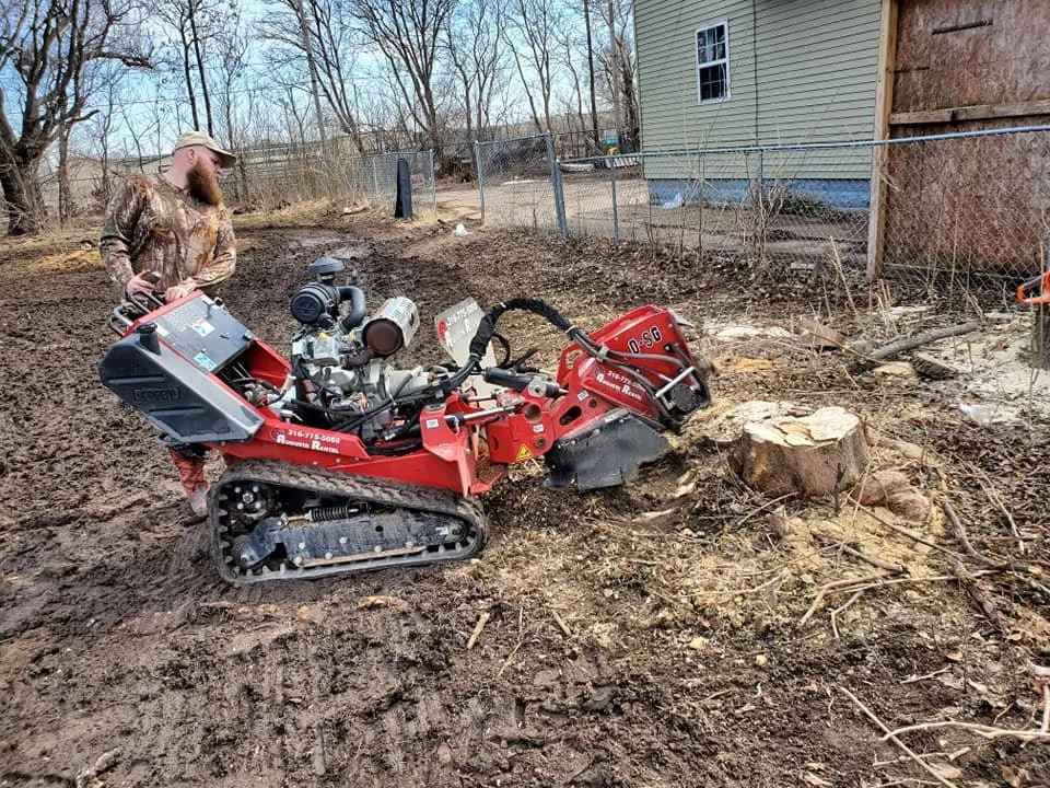 Top-rated outdoor landscaping in Wichita, KS - The Right Moves & Hauls