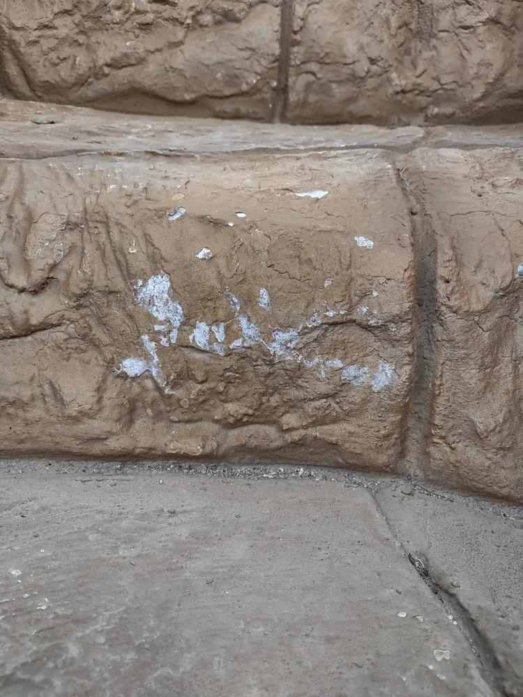 Top-rated yard maintenance experts serving Santa Clarita, CA - The Rock Market