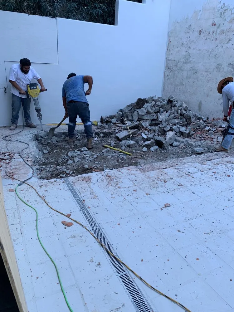 Reliable yard cleanup service in Santa Monica, CA by The Rockhound Group