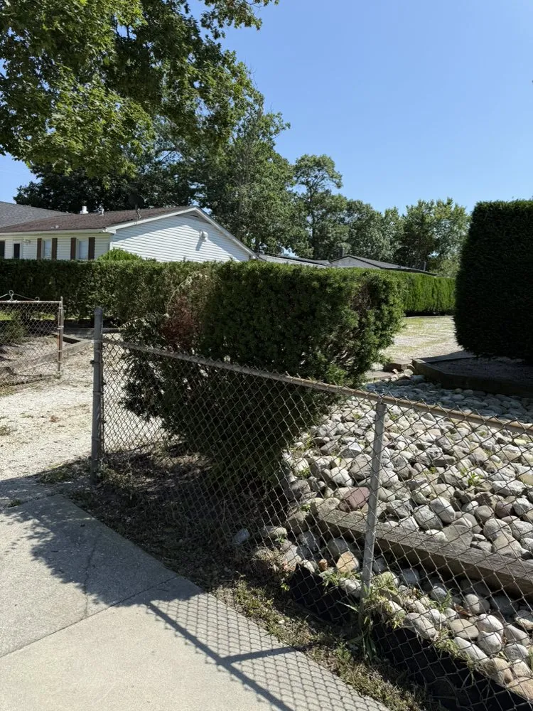 Custom landscaping services for residential properties in Pleasantville, NJ by The Rosario’s Service