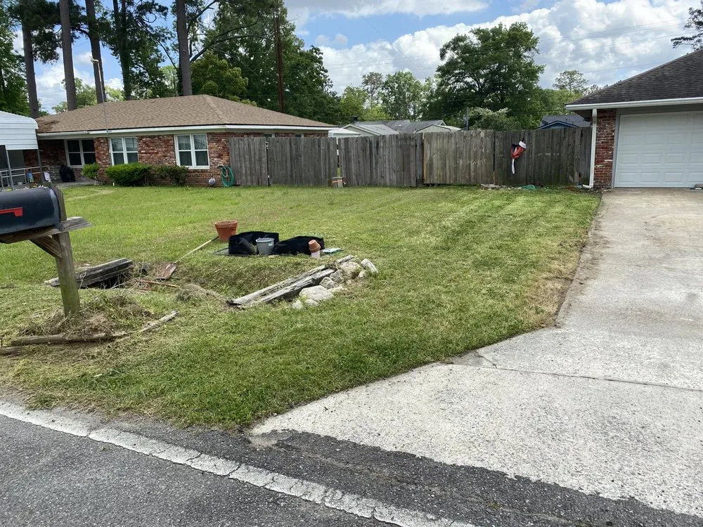 Custom garden landscaping in Savannah, GA - The Royal Treatment