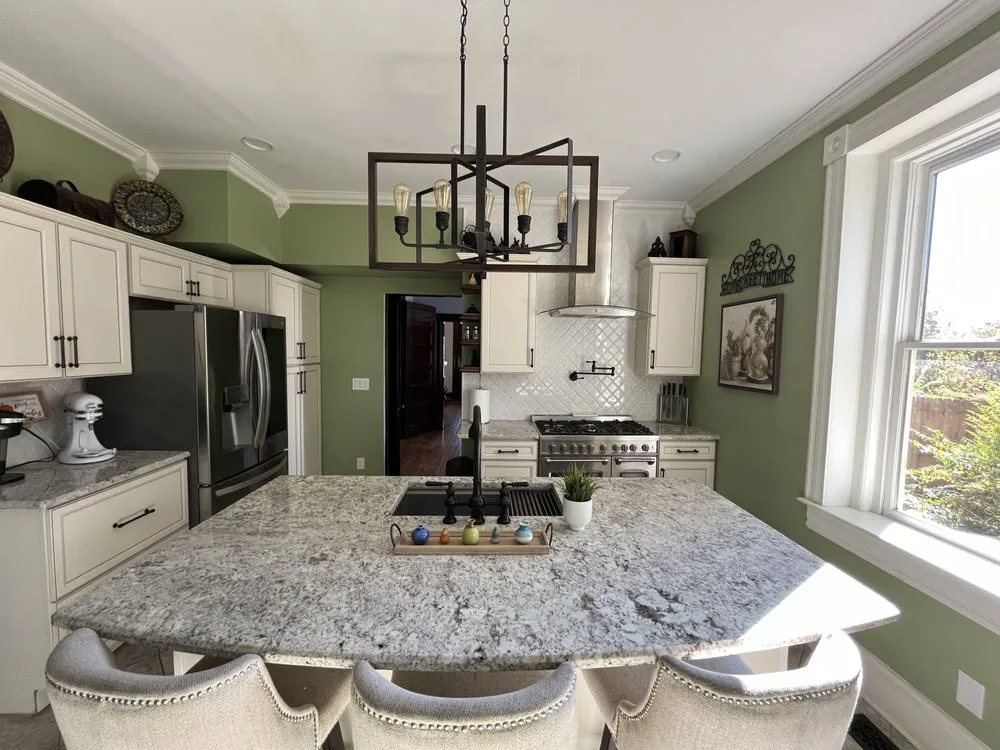 Custom residential landscaping near you in Knoxville, TN by The Sawlution