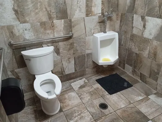 The Seader Holdings Logo