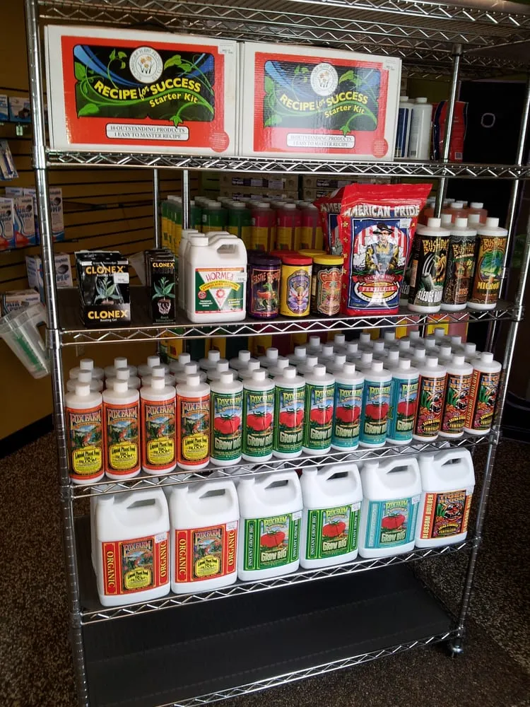 Custom yard cleanup service experts serving Kansas City, MO - The Sharper Edge