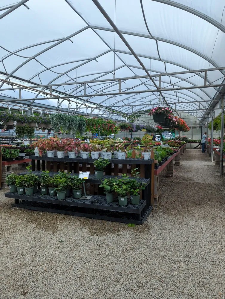 Local yard maintenance experts serving Centerville, OH - The Siebenthaler