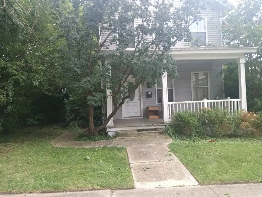 Top-rated residential landscaping in Bloomington, IL by The Sod Father