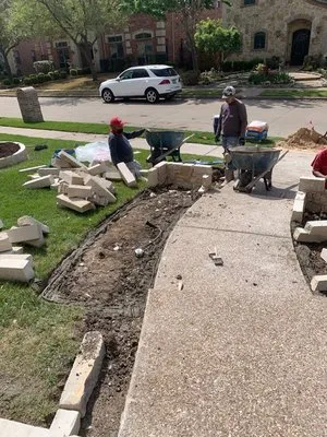 The South Porch Landscape & Design Logo