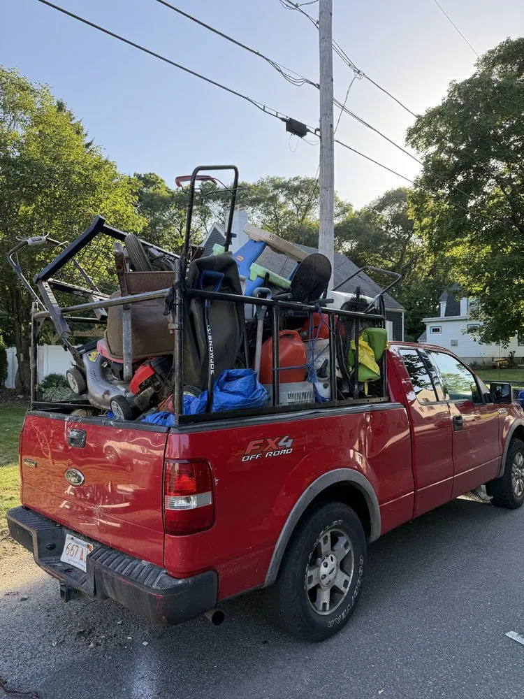 Local yard cleanup service in Lynn, MA - The Spot Services