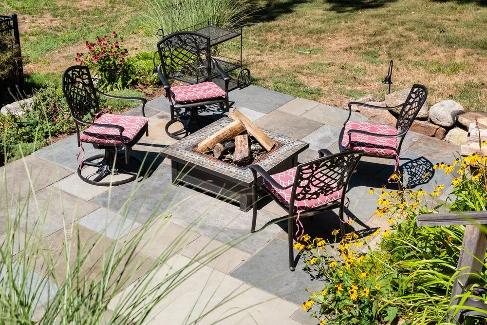 Affordable lawn care service in Killingworth, CT - The StoneScape Company
