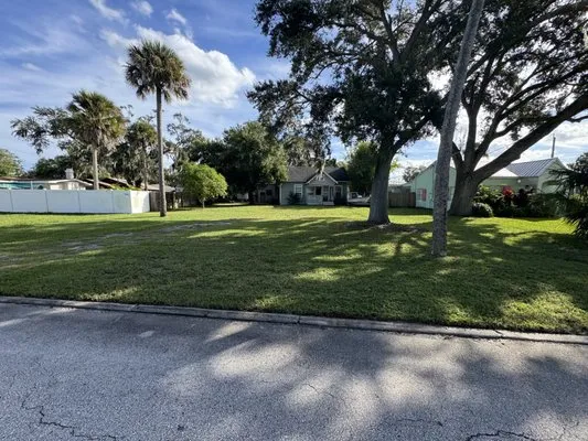 The Sunshine Boys Lawn & Landscape