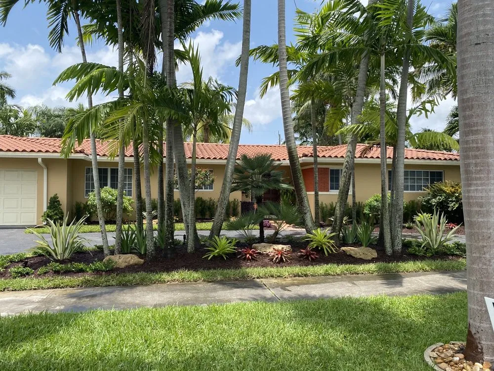 Reliable yard maintenance in Pembroke Pines, FL - The Time is Now Landscaping