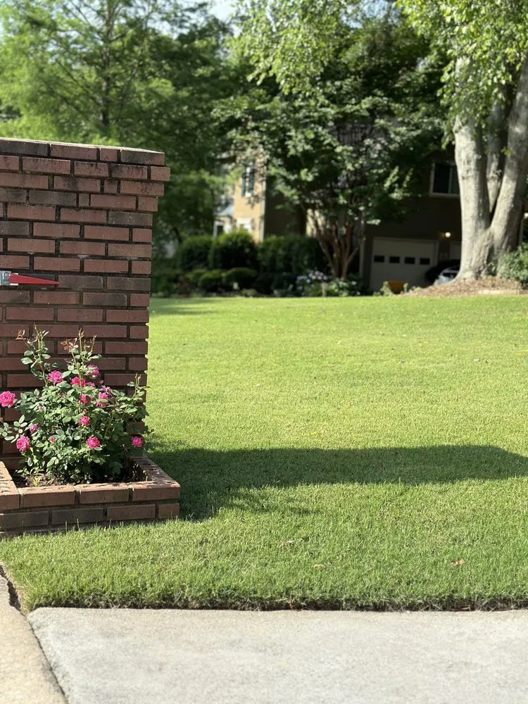 Reliable yard maintenance experts serving Buford, GA - The Turf Butler