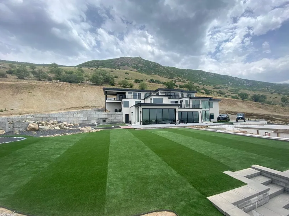 Professional yard maintenance in Hewitt, TX by The Turf Corner