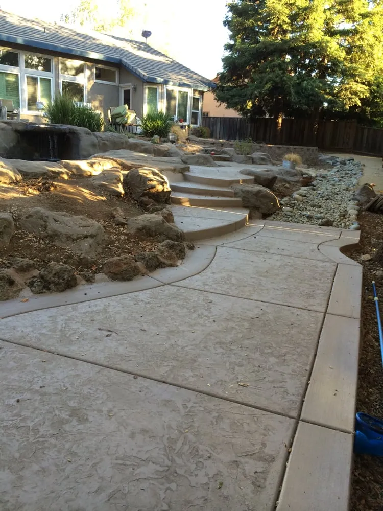 Custom lawn care service for homes across Rancho Cordova, CA - The Turf Man