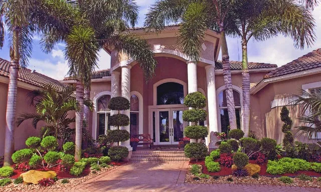 Custom lawn care service in Fort Walton Beach, FL - The Turf Tailors