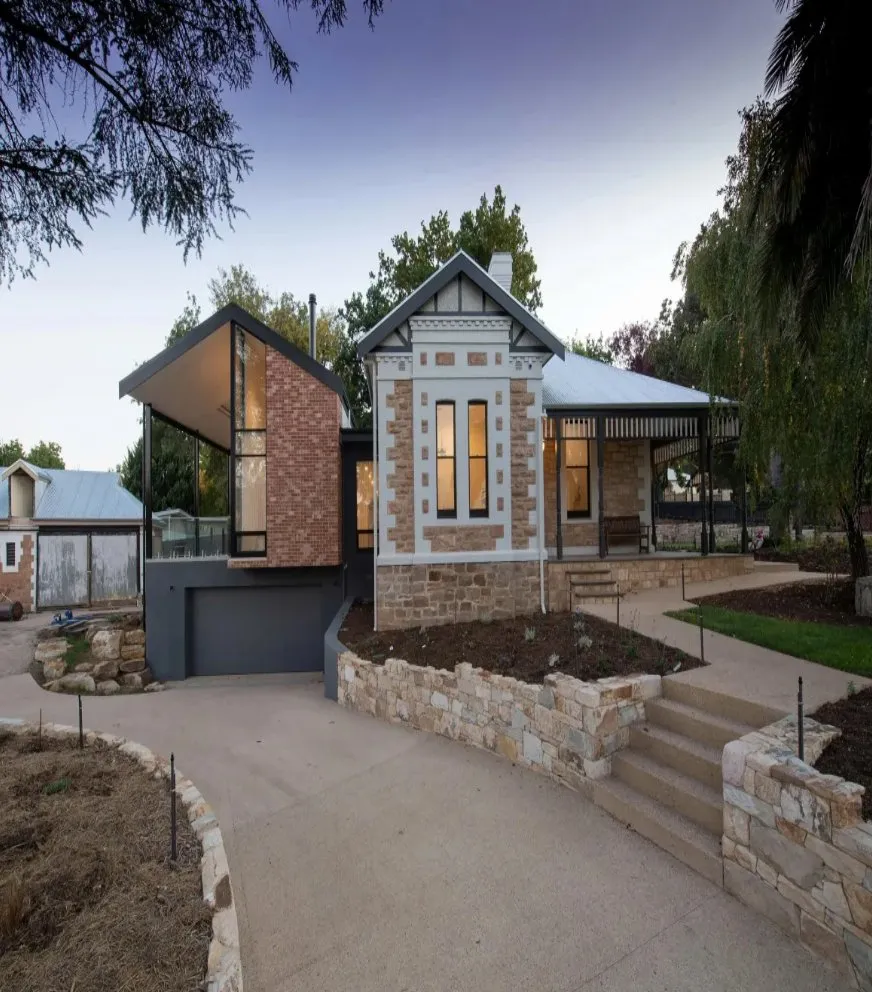 Top-rated garden landscaping in Kokomo, IN by The Turfguy