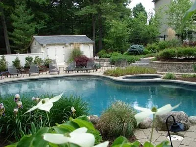 Custom lawn care service for residential properties across Marlborough, MA - The Veron Company