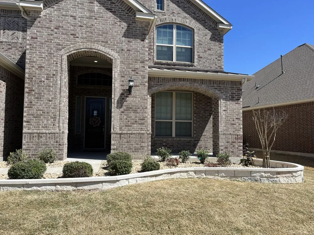 Professional garden landscaping for beautiful yards in Temple, TX by The Vine Lawn Service