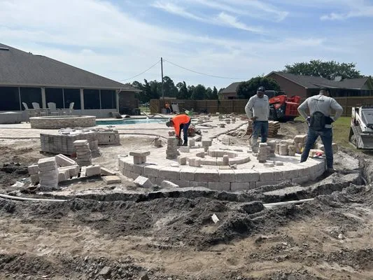 The Wallace Company Logo