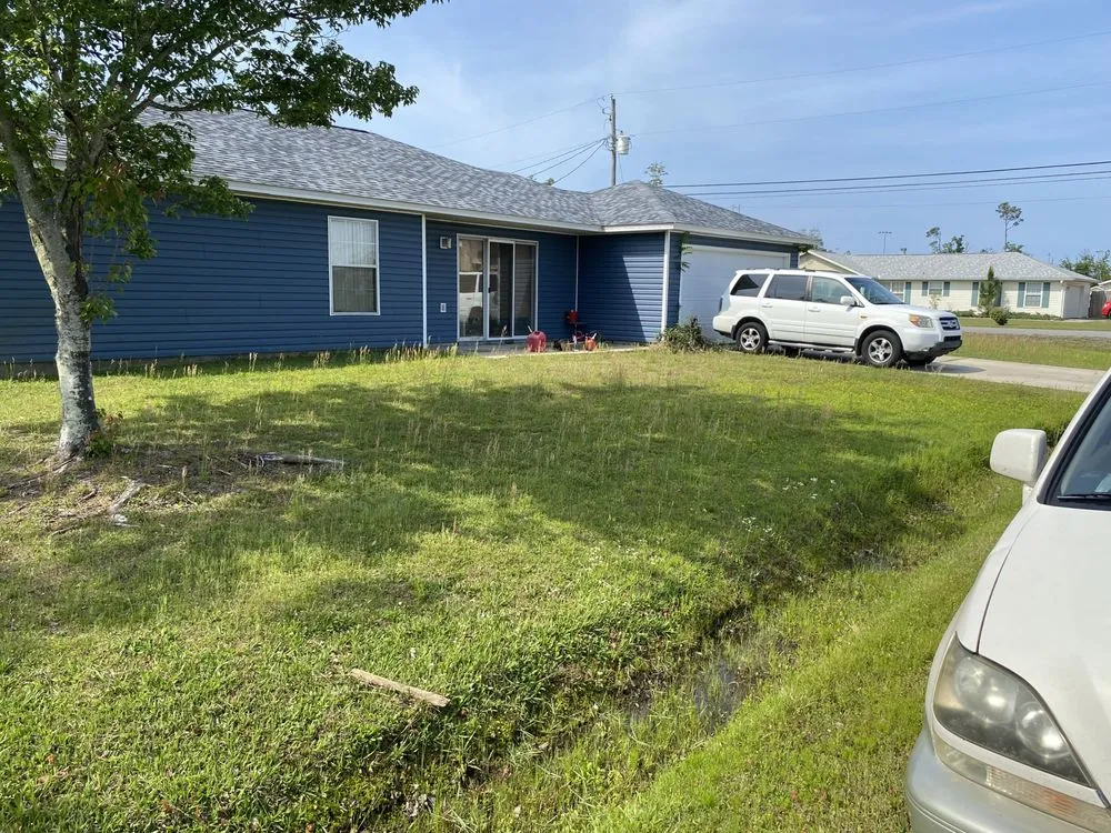 Trusted yard cleanup service for outdoor upgrades across Panama City, FL - The Ward’s Landscaping