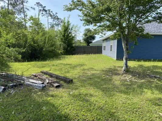 The Ward’s Landscaping Logo