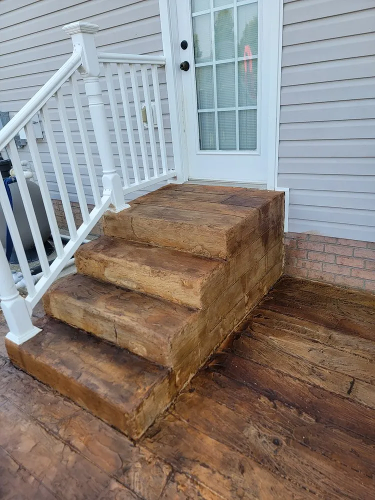 Top-rated lawn mowing service in Bowling Green, KY by The WestWay Contracting & Design