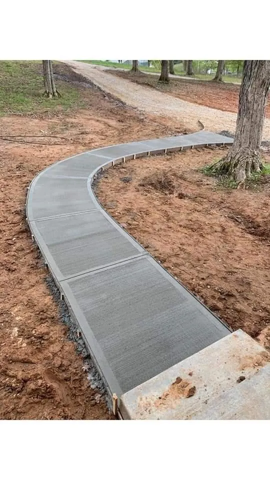 Trusted outdoor landscaping experts serving Bowling Green, KY - The WestWay Contracting & Design