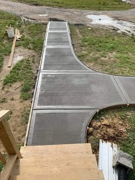 Local lawn mowing service experts serving Bowling Green, KY - The WestWay Contracting & Design