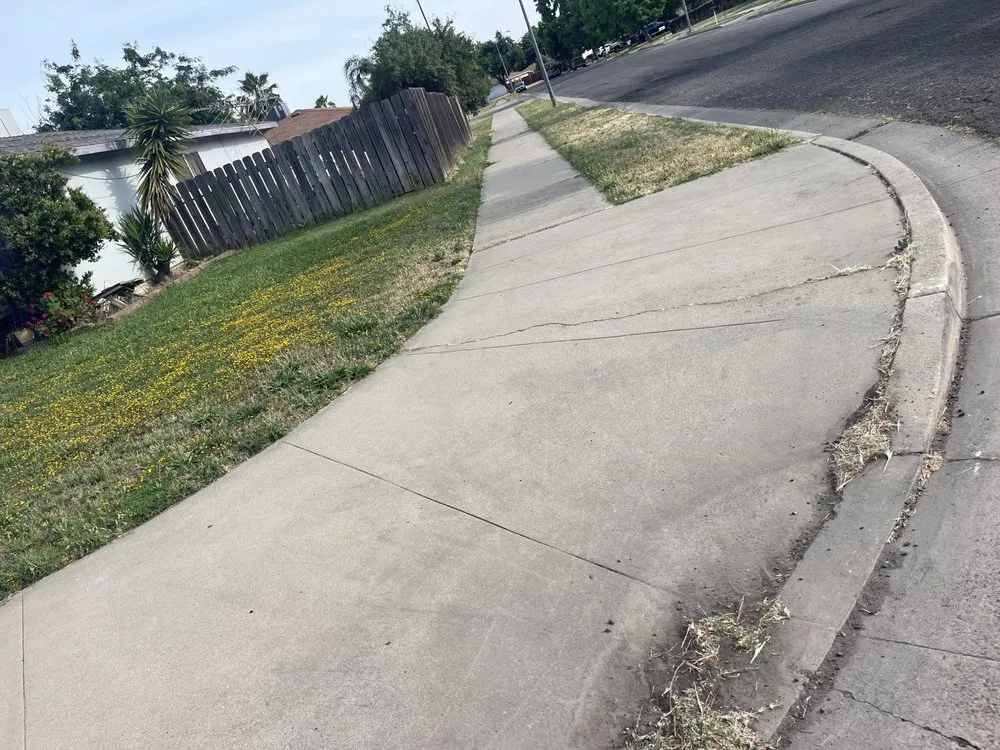 Affordable landscape design for beautiful yards across Merced, CA - The Whole 9 Yards Handyman And Landscaping Service