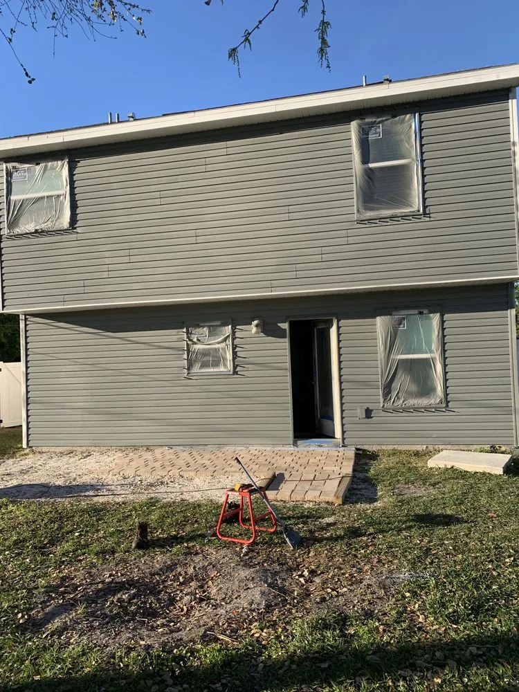 Professional yard cleanup service in Port Charlotte, FL - The Wizard of Lawns