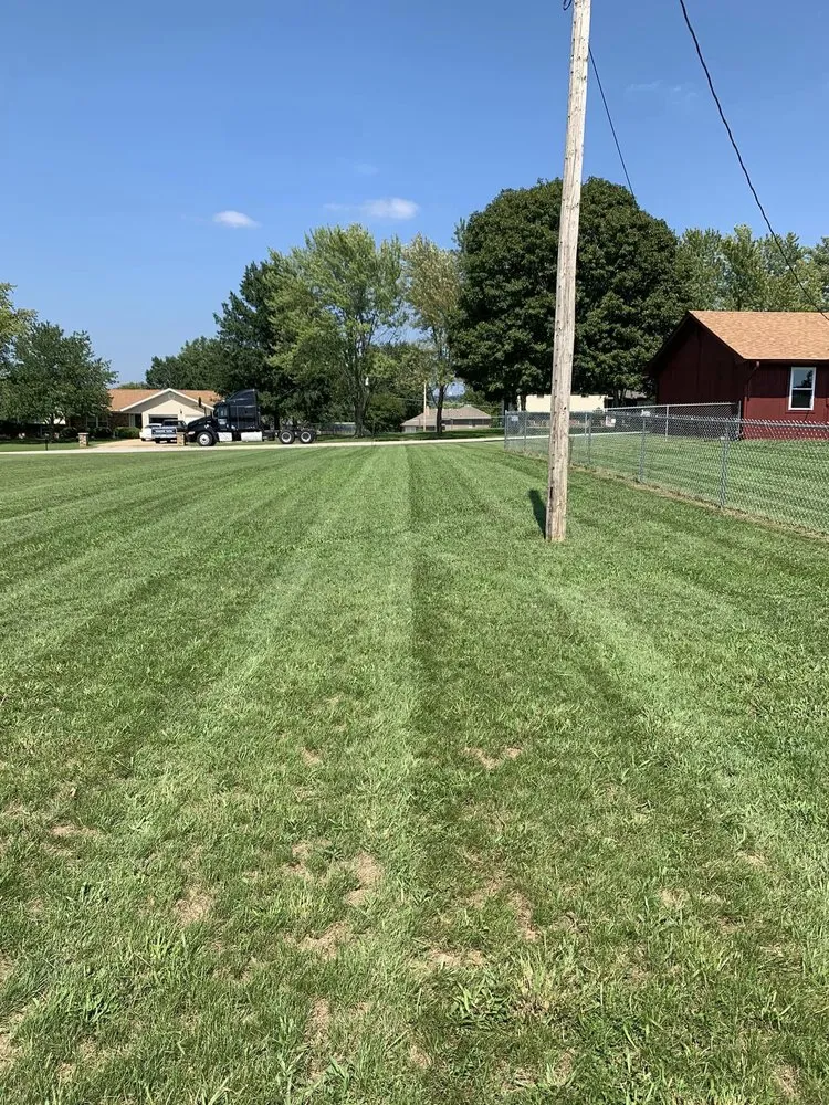 Custom yard maintenance for year-round maintenance across Waynesville, MO - The Wizard of Lawns