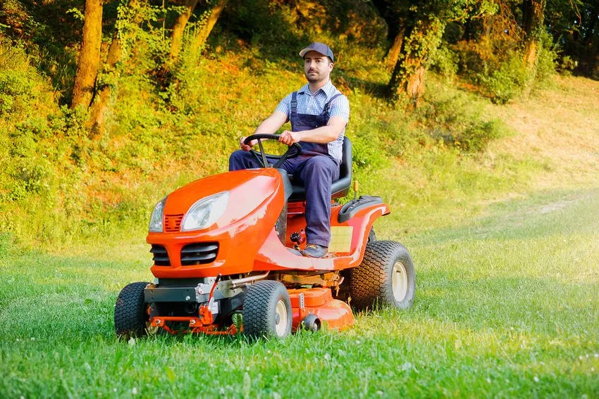 Local lawn mowing service in Paragould, AR - The Wood Man's Tree Service & Lawn Care