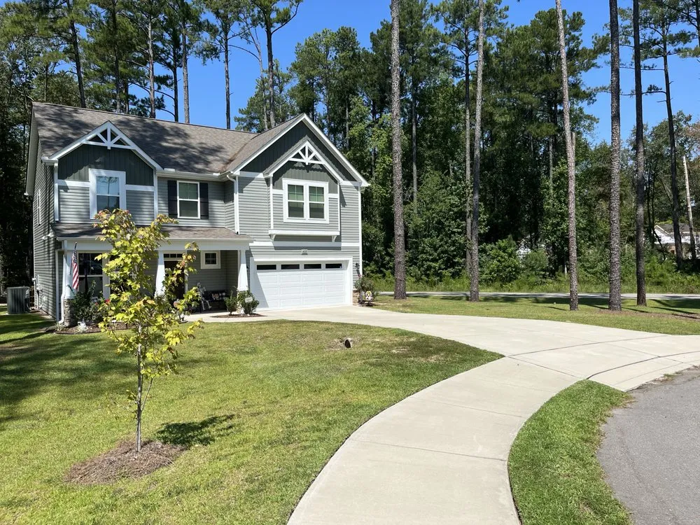 Professional yard cleanup service in Aberdeen, NC by The Yard And Handyman Guys