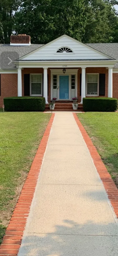 Expert yard cleanup service for beautiful yards across Aberdeen, NC - The Yard And Handyman Guys