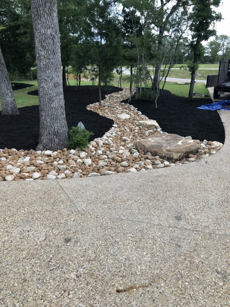 Professional garden landscaping near you in College Station, TX by The Yard Artist