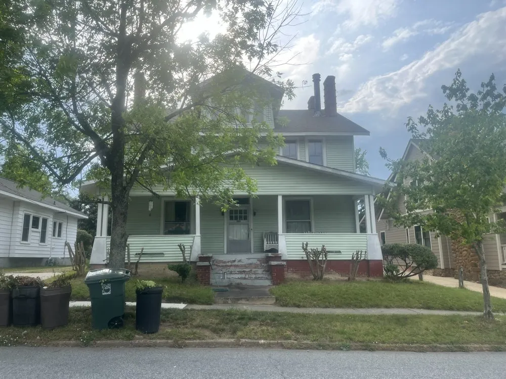 Expert garden landscaping experts serving Greensboro, NC - The Yard Artist