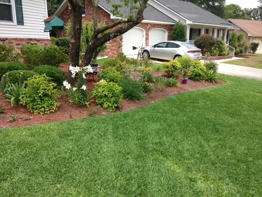 Reliable outdoor landscaping for year-round maintenance in Cincinnati, OH by The Yard Barber