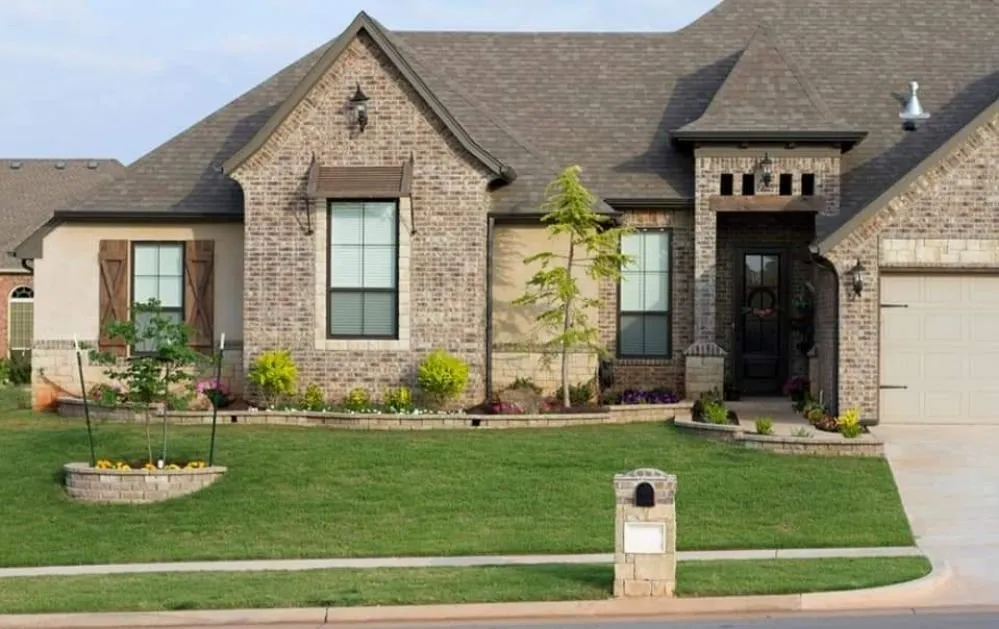 Custom garden landscaping in The Village, OK - The yard Barber