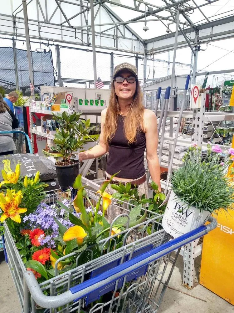 Custom outdoor landscaping for residential properties in Dickson, TN by The Yard Chick