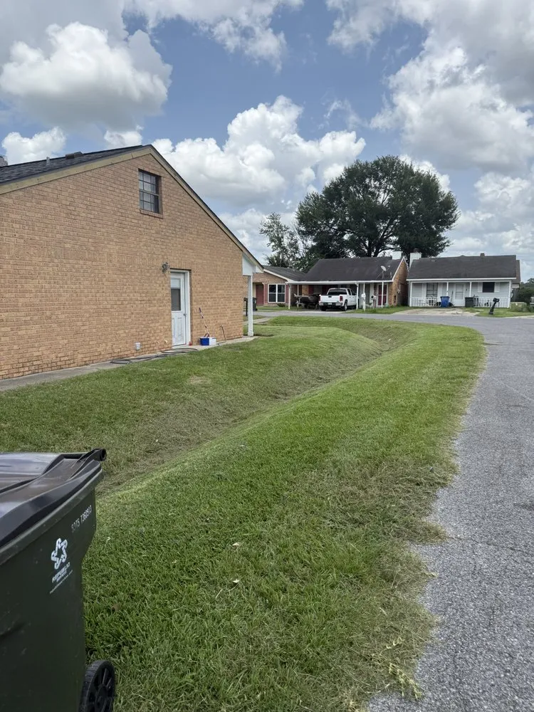 Local residential landscaping in Youngsville, LA by The Yard Edit